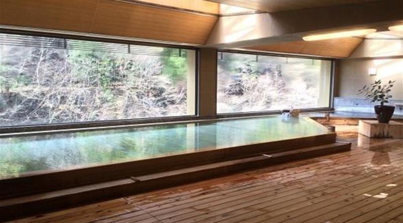 تعرف بالصور على أقدم فندق في العالم